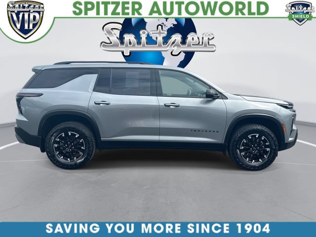 Certified 2025 Chevrolet Traverse Z71 w/ Driver Confidence Package AWD/4WD image 11
