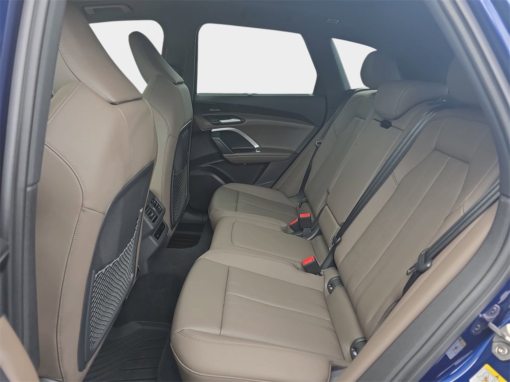 Used 2025 Audi Q5 Prestige image 18
