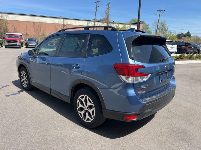 Used 2023 Subaru Forester Premium AWD/4WD image 7
