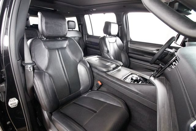 Used 2024 Jeep Wagoneer Series II w/ Convenience Group I AWD/4WD image 21