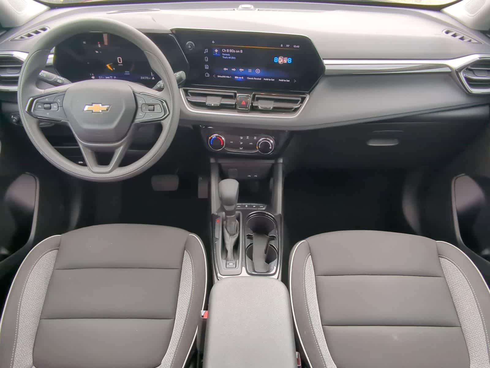 Used 2025 Chevrolet TrailBlazer LT AWD/4WD image 15