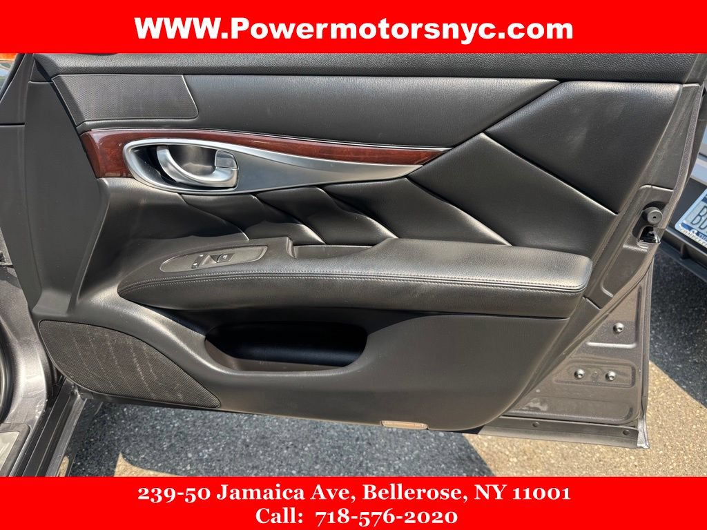 Used 2017 INFINITI Q70 3.7 AWD/4WD image 27