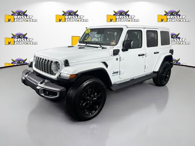 Used 2025 Jeep Wrangler Unlimited Sahara image 1