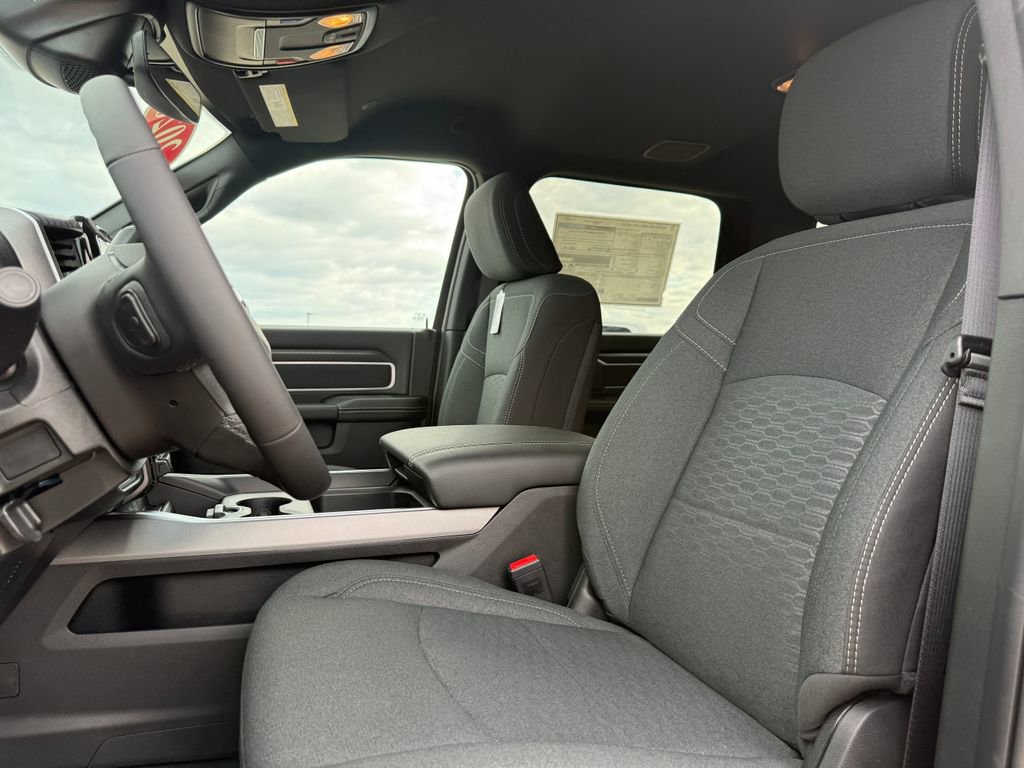 New 2026 RAM 2500 Big Horn AWD/4WD image 27