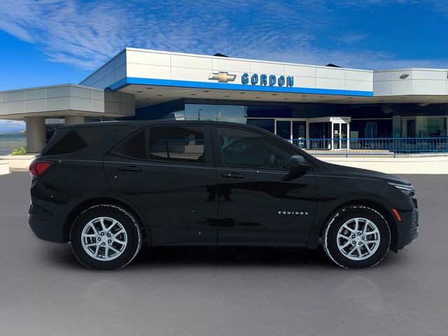 Used 2023 Chevrolet Equinox LS w/ LS Convenience Package image 5