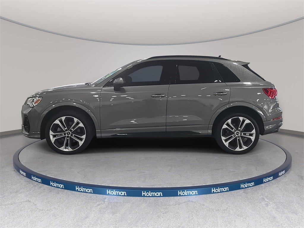 Used 2021 Audi Q3 2.0T Premium Plus w/ Premium Plus Package image 9