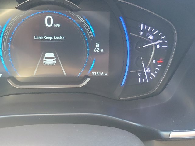 Used 2019 Hyundai Santa Fe Limited FWD image 18
