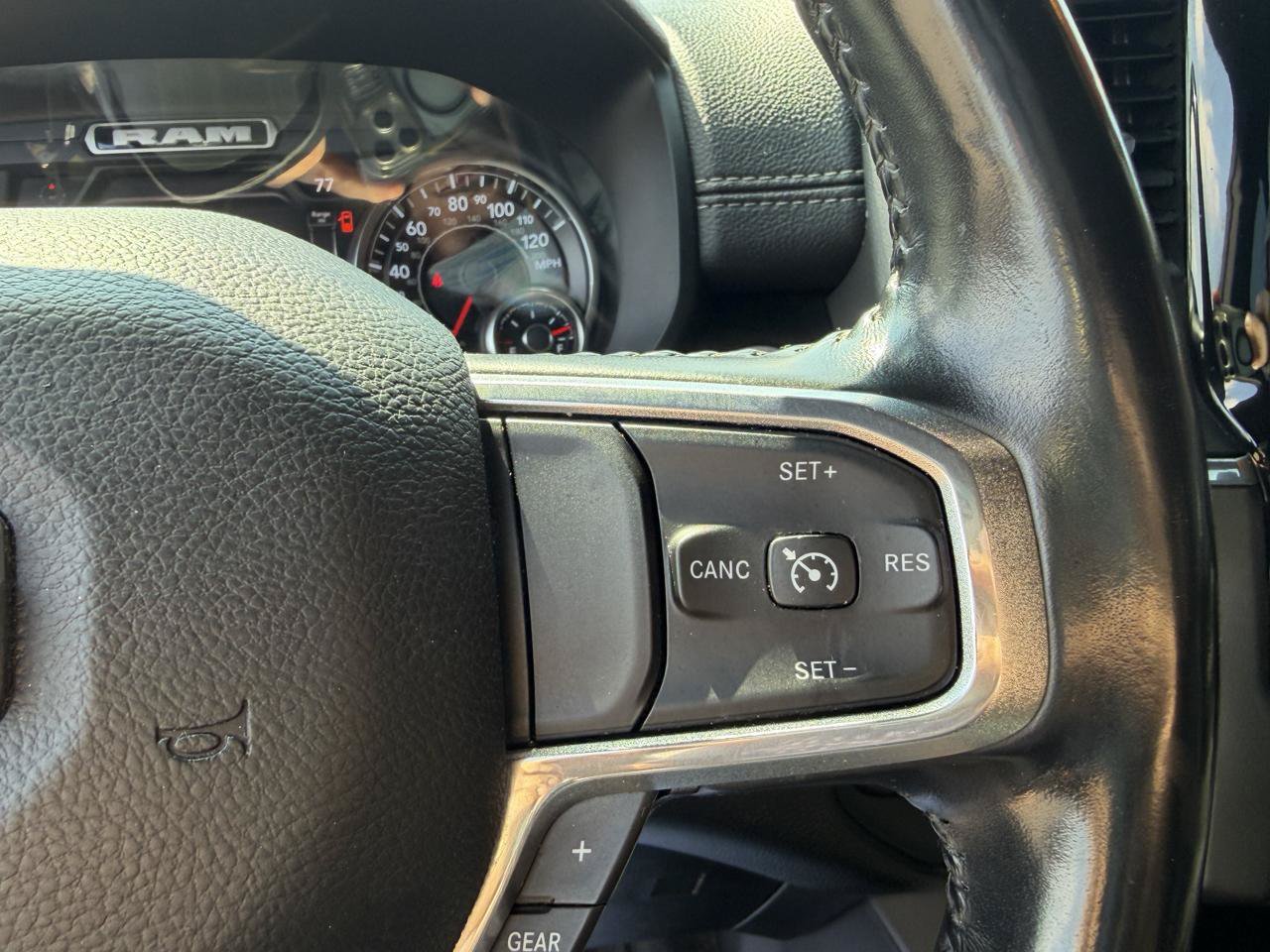 Used 2022 RAM 1500 Laramie w/ Sport Appearance Package AWD/4WD image 13
