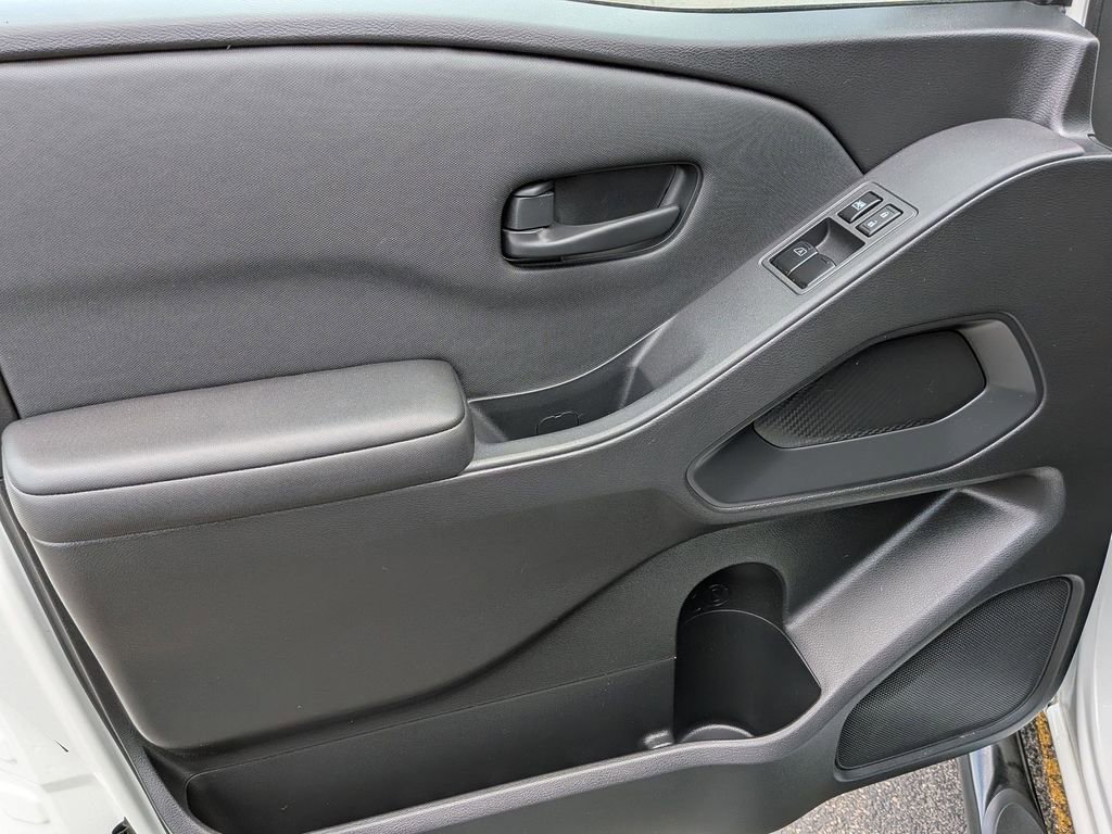 Used 2024 Nissan Frontier S w/ Technology Package RWD image 9