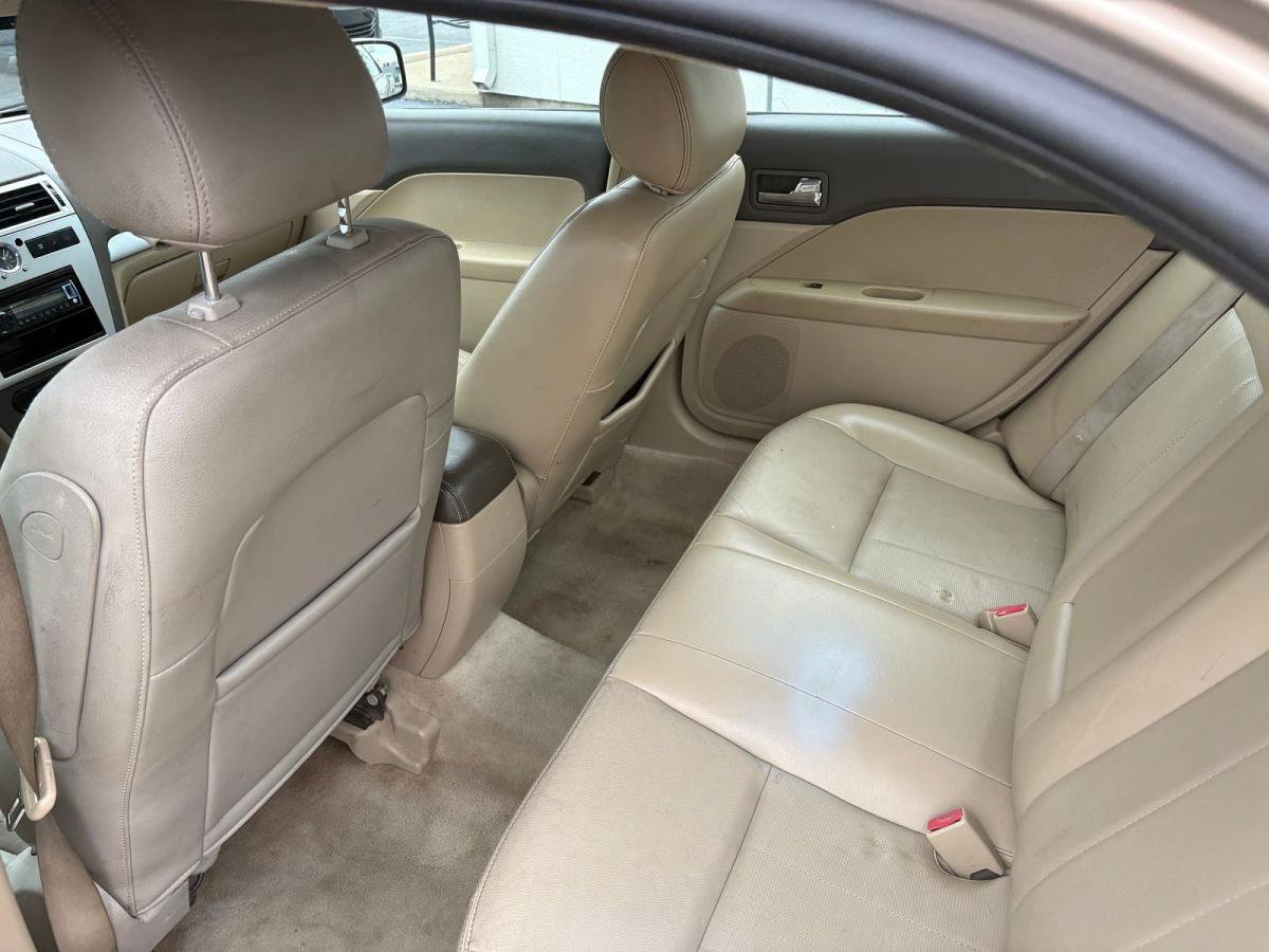 Used 2007 Mercury Milan Premier FWD image 8