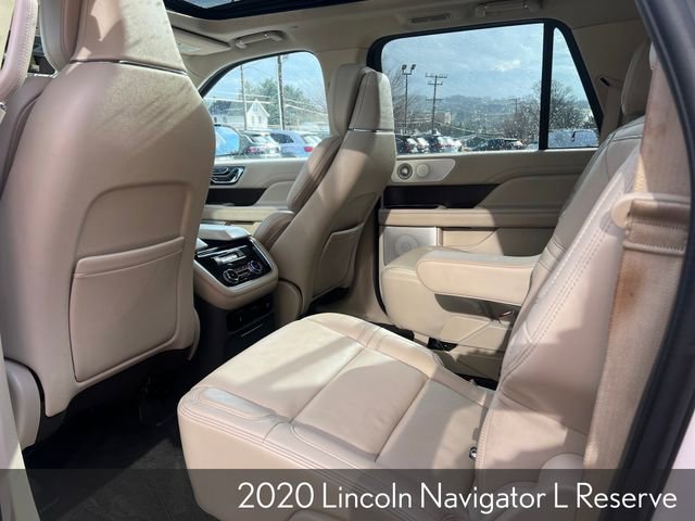 Used 2020 Lincoln Navigator L Reserve w/ Luxury Package image 25