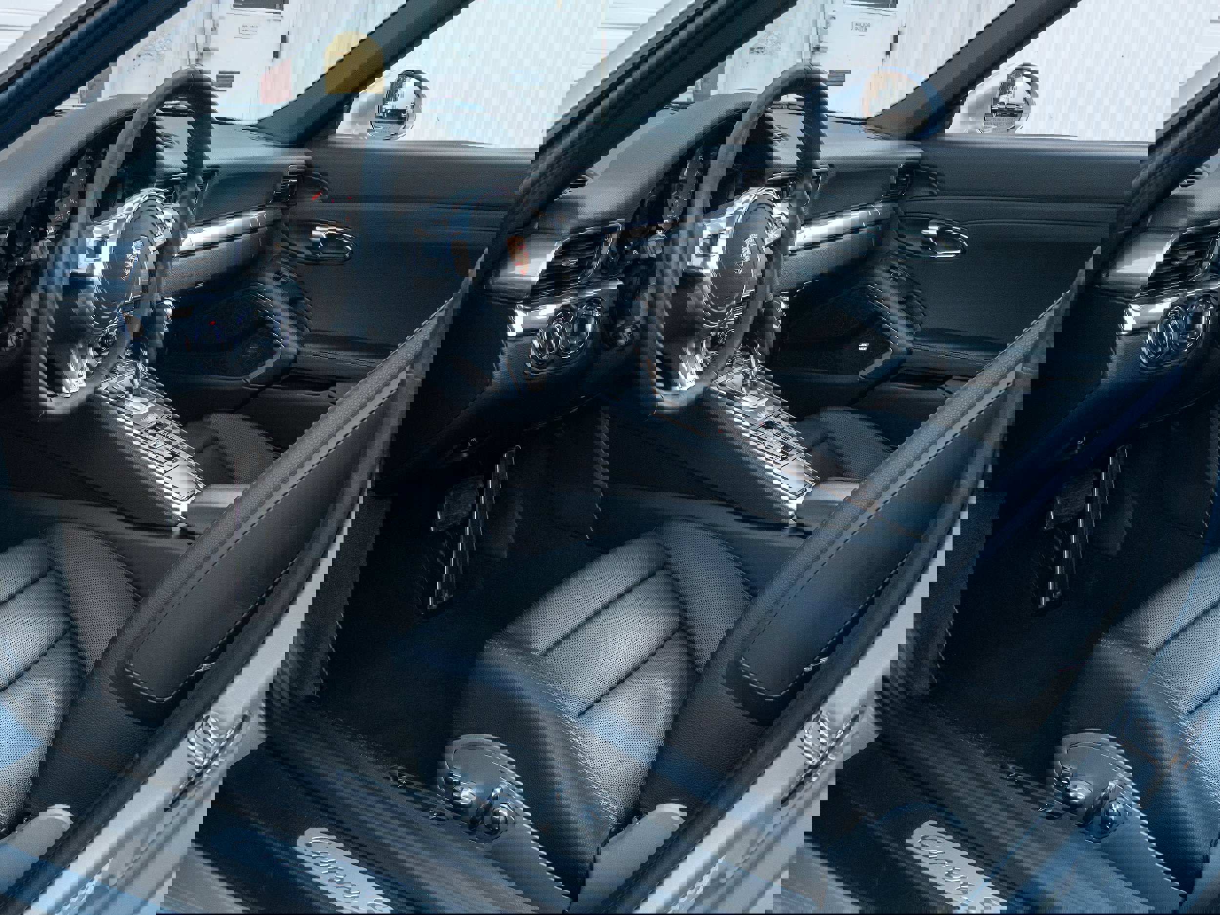 Used 2015 Porsche 911 Carrera S image 4