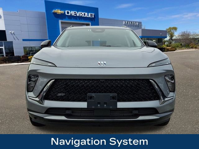 Used 2025 Buick Envision Sport Touring image 3