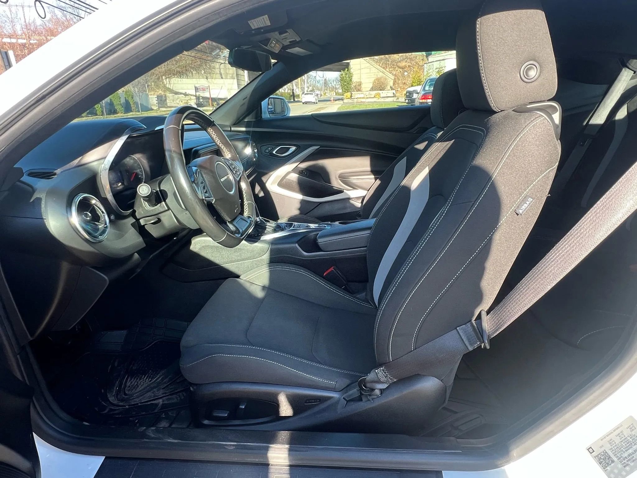 Used 2020 Chevrolet Camaro LT RWD image 26