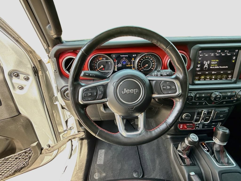 Used 2023 Jeep Wrangler Unlimited Rubicon w/ LED Lighting Group AWD/4WD image 11