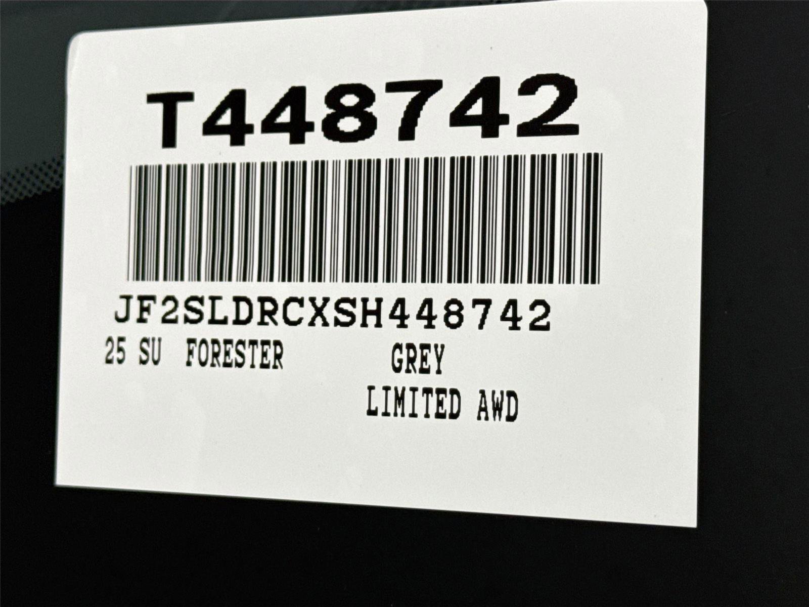 Used 2025 Subaru Forester Limited image 47