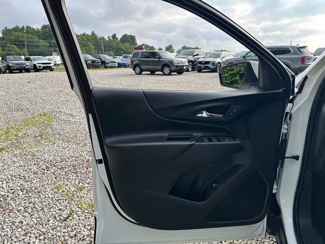 Used 2023 Chevrolet Equinox LT AWD/4WD image 23