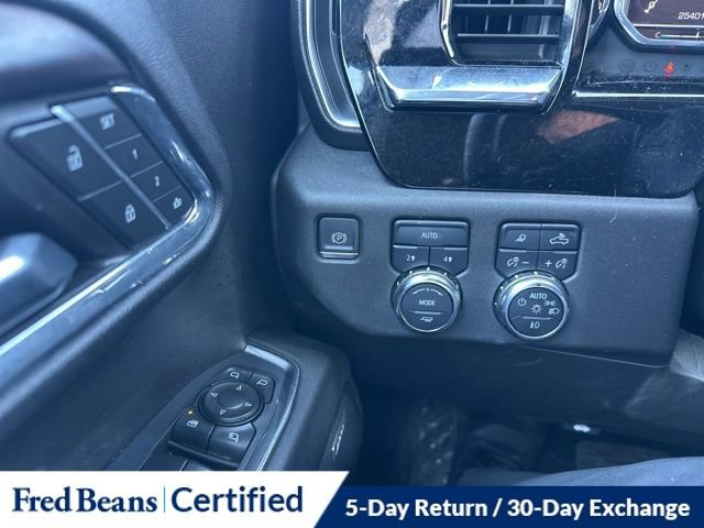 Used 2024 GMC Sierra 1500 SLT w/ SLT Premium Package image 18