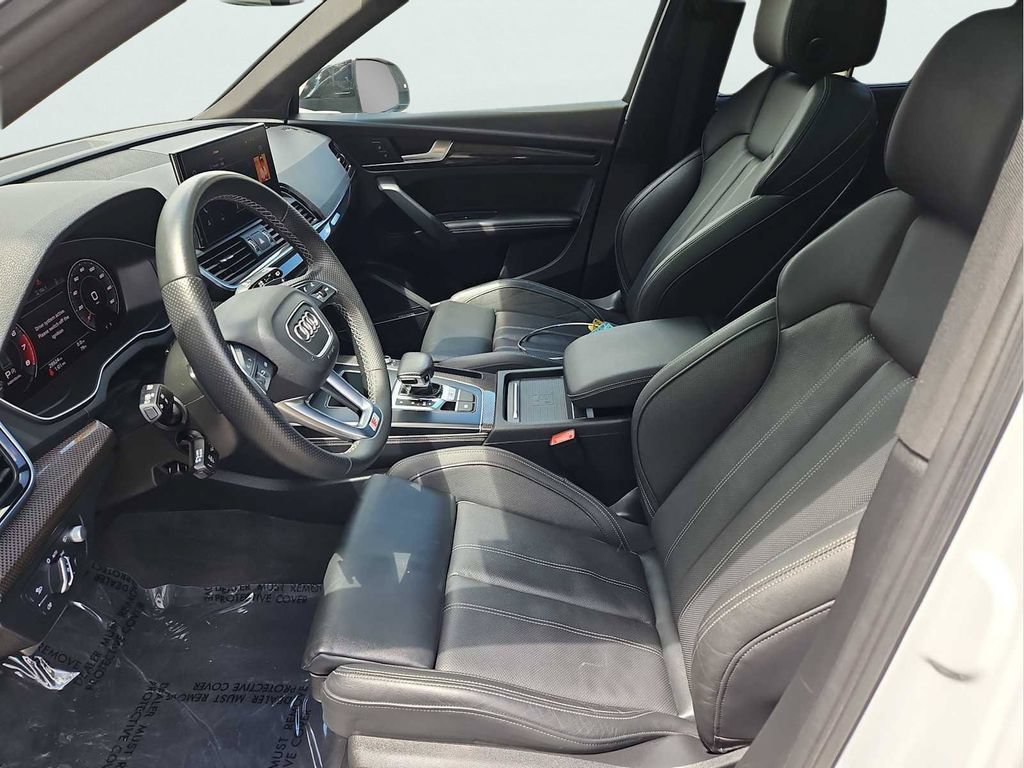 Used 2023 Audi SQ5 Prestige AWD/4WD image 16