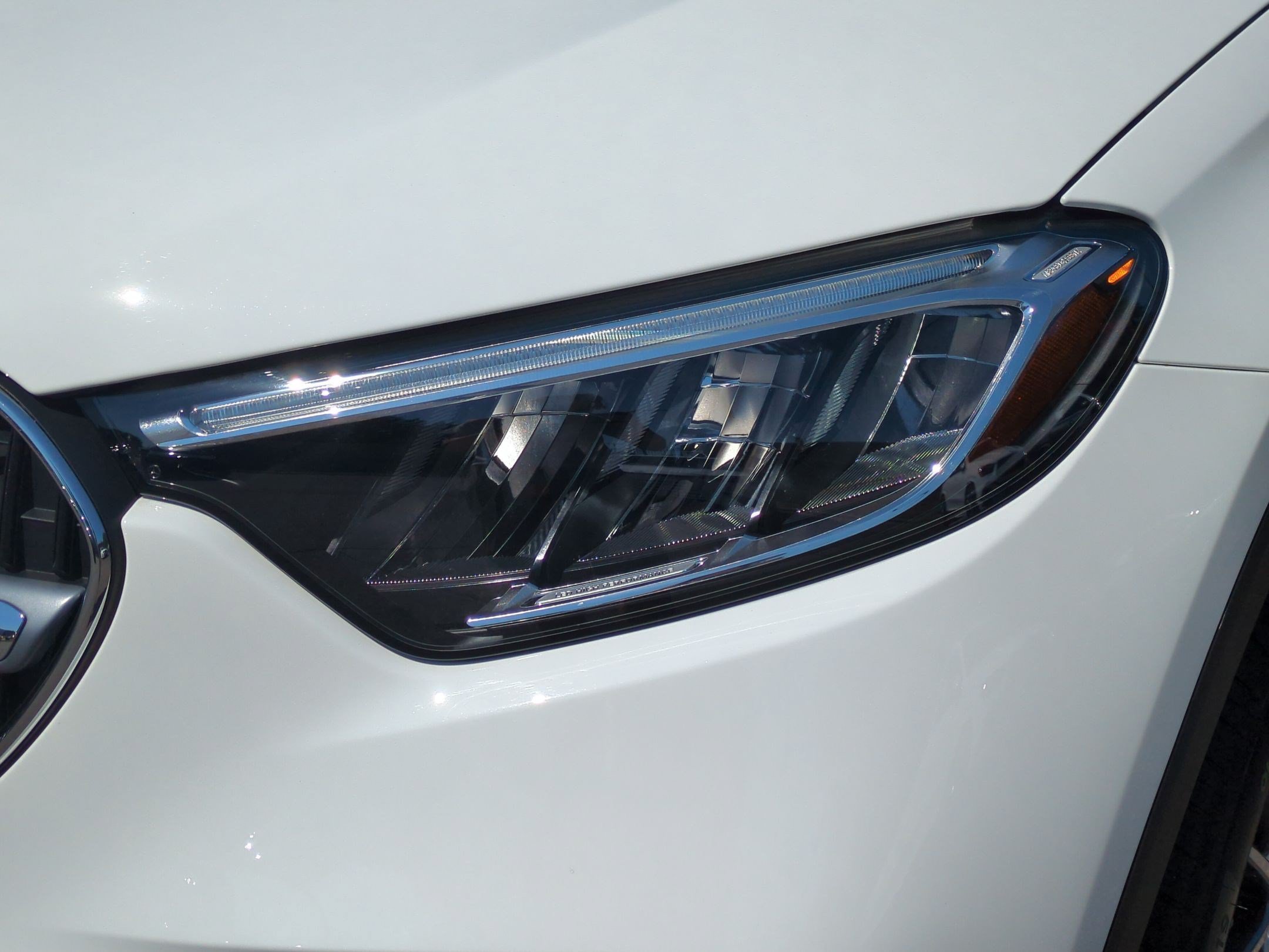 Certified 2023 Mercedes-Benz GLC 300 4MATIC image 9