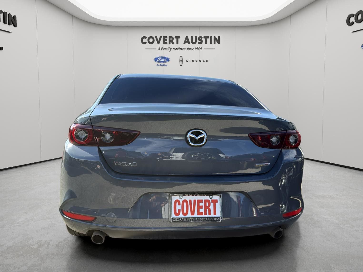 Used 2022 MAZDA MAZDA3 s image 4