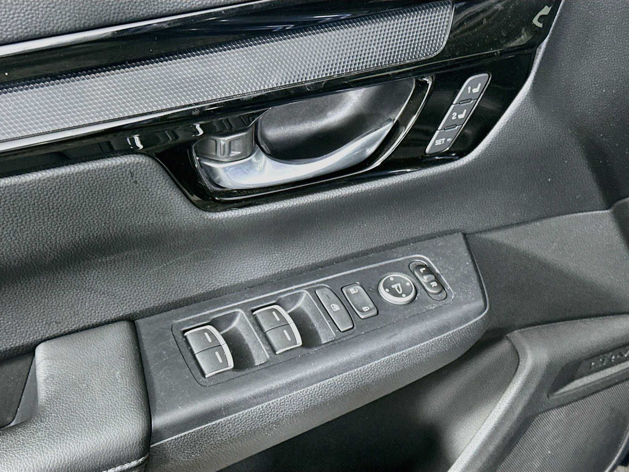 Used 2024 Honda CR-V EX-L image 15