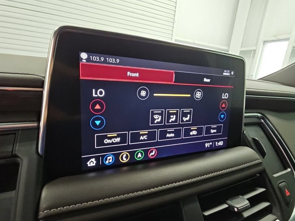 Used 2021 Chevrolet Suburban Z71 w/ Rear Media and Nav Package AWD/4WD image 18