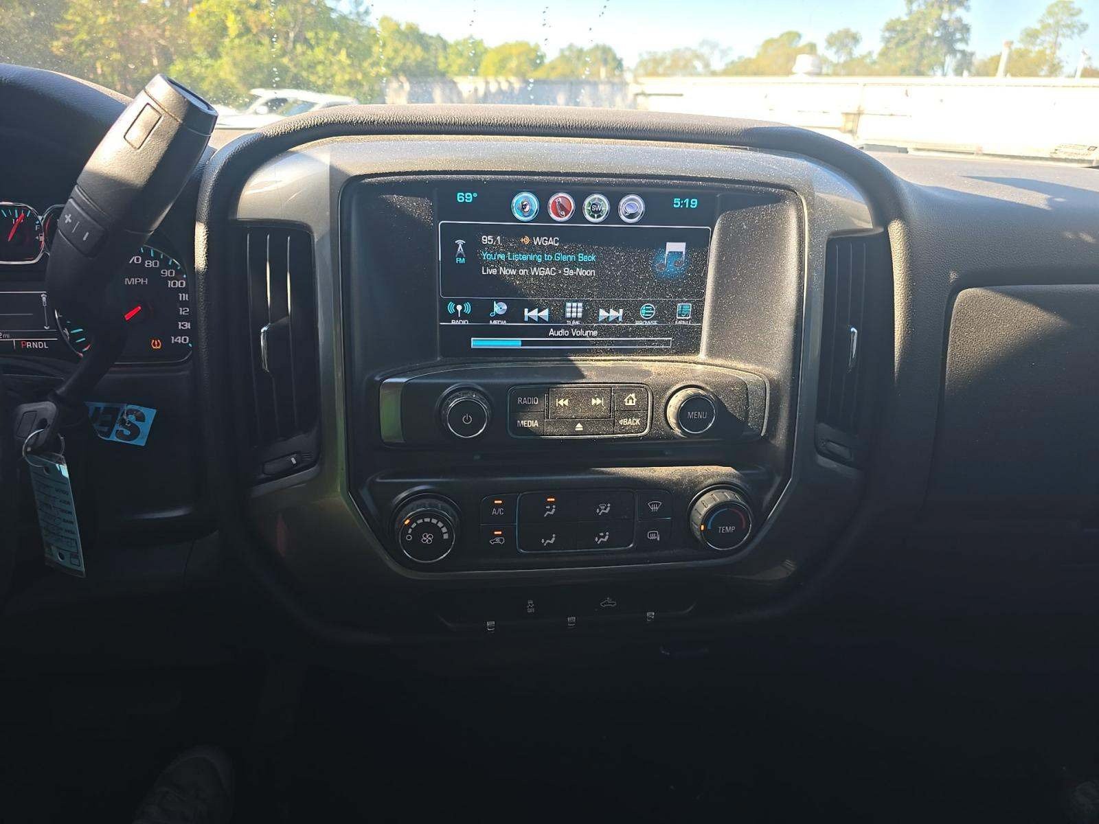 Used 2018 Chevrolet Silverado 1500 LT AWD/4WD image 7