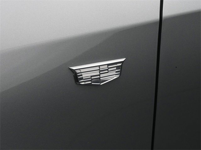 Used 2024 Cadillac XT4 Premium Luxury image 13