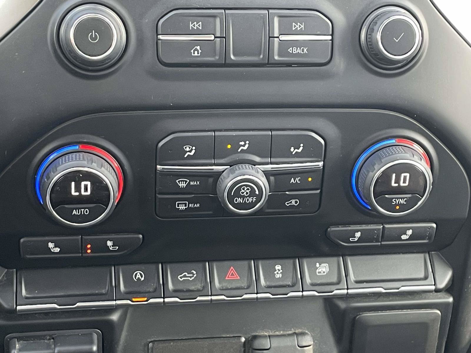 Certified 2019 Chevrolet Silverado 1500 LT w/ All-Star Edition AWD/4WD image 24