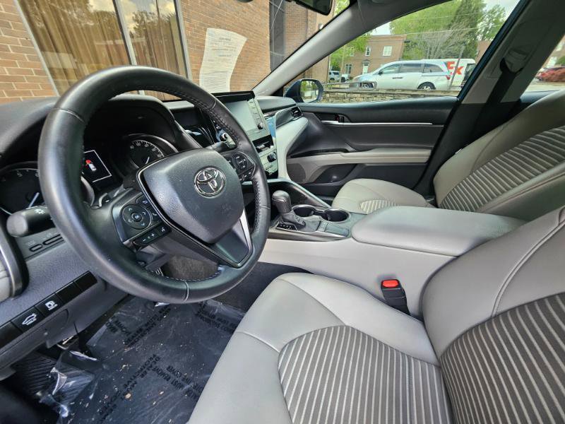 Used 2023 Toyota Camry SE FWD image 37