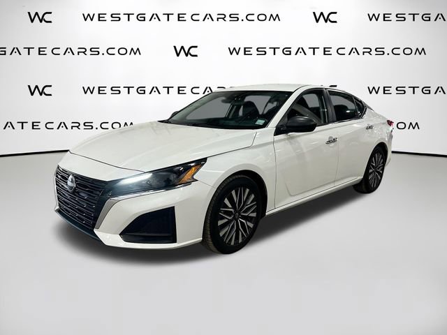 Used 2024 Nissan Altima 2.5 SV