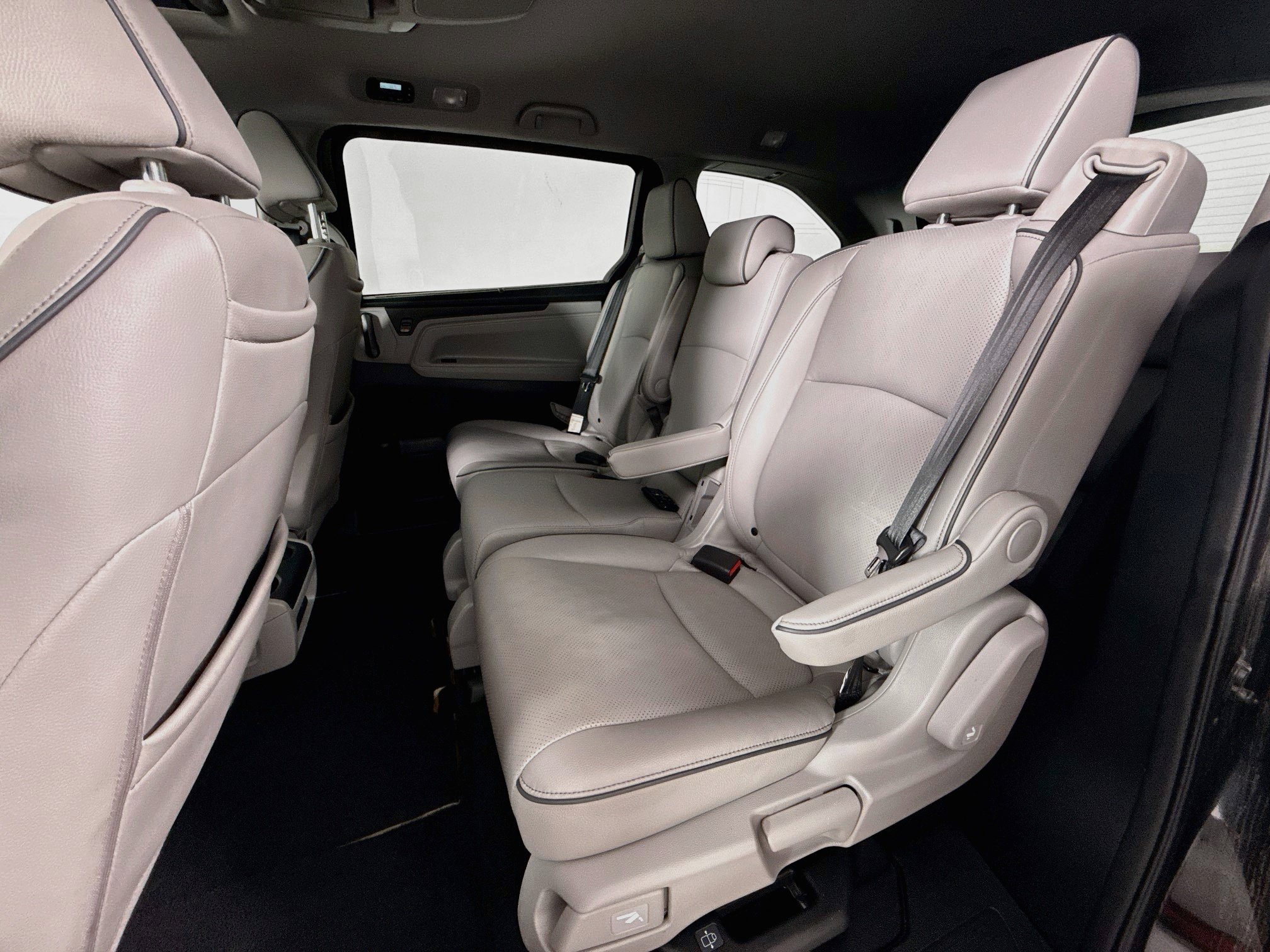 Used 2021 Honda Odyssey Elite image 23