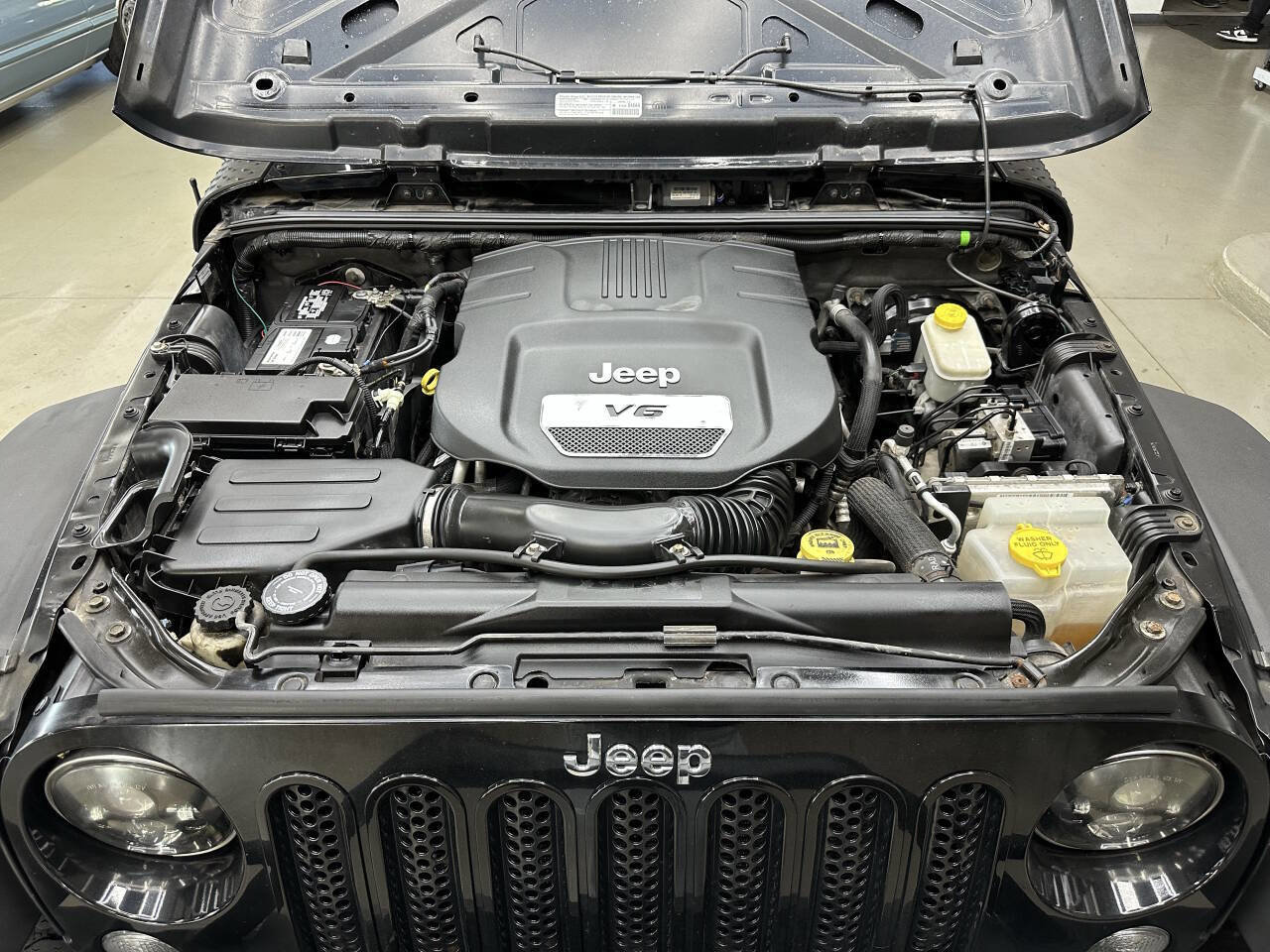 Used 2014 Jeep Wrangler Sport image 7