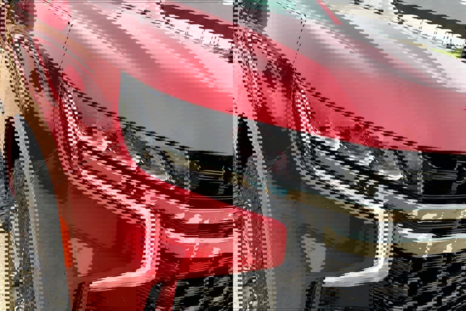 Used 2021 Chevrolet Tahoe Z71 w/ Luxury Package AWD/4WD image 27