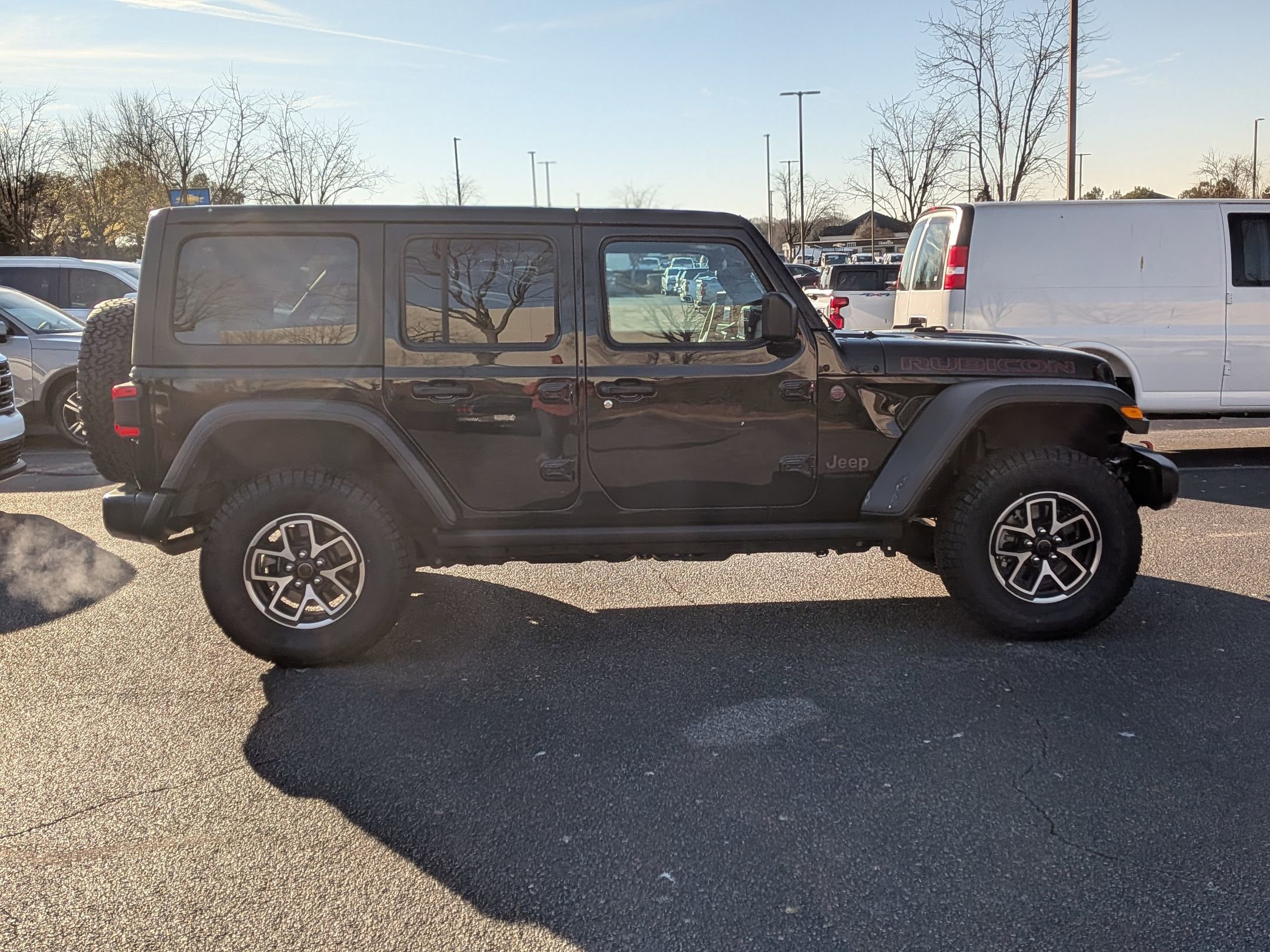 Used 2024 Jeep Wrangler Unlimited Rubicon image 10