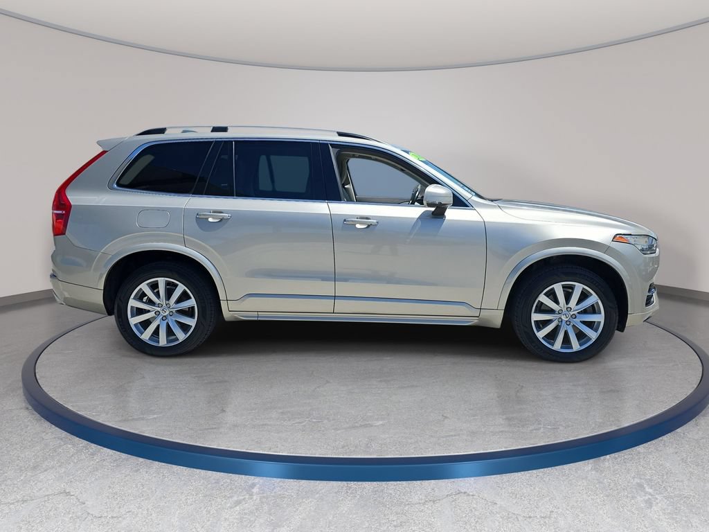 Used 2016 Volvo XC90 T6 Momentum w/ Vision Package AWD/4WD image 5