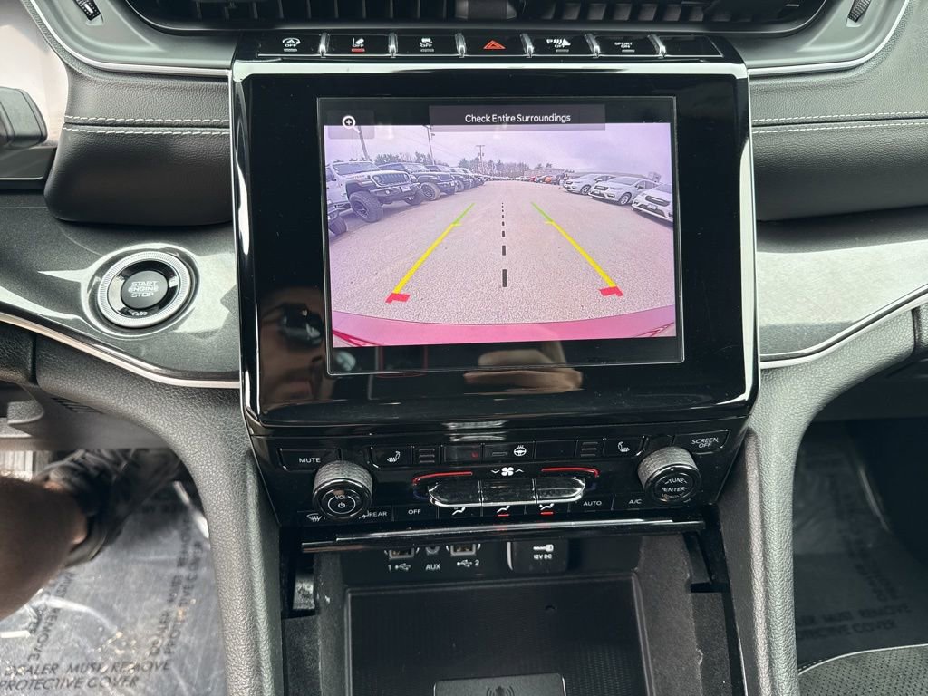 Certified 2021 Jeep Grand Cherokee L Laredo image 13