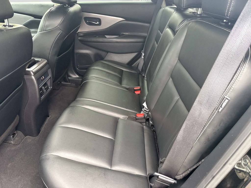 Used 2023 Nissan Murano SV w/ SV Midnight Edition Package AWD/4WD image 16