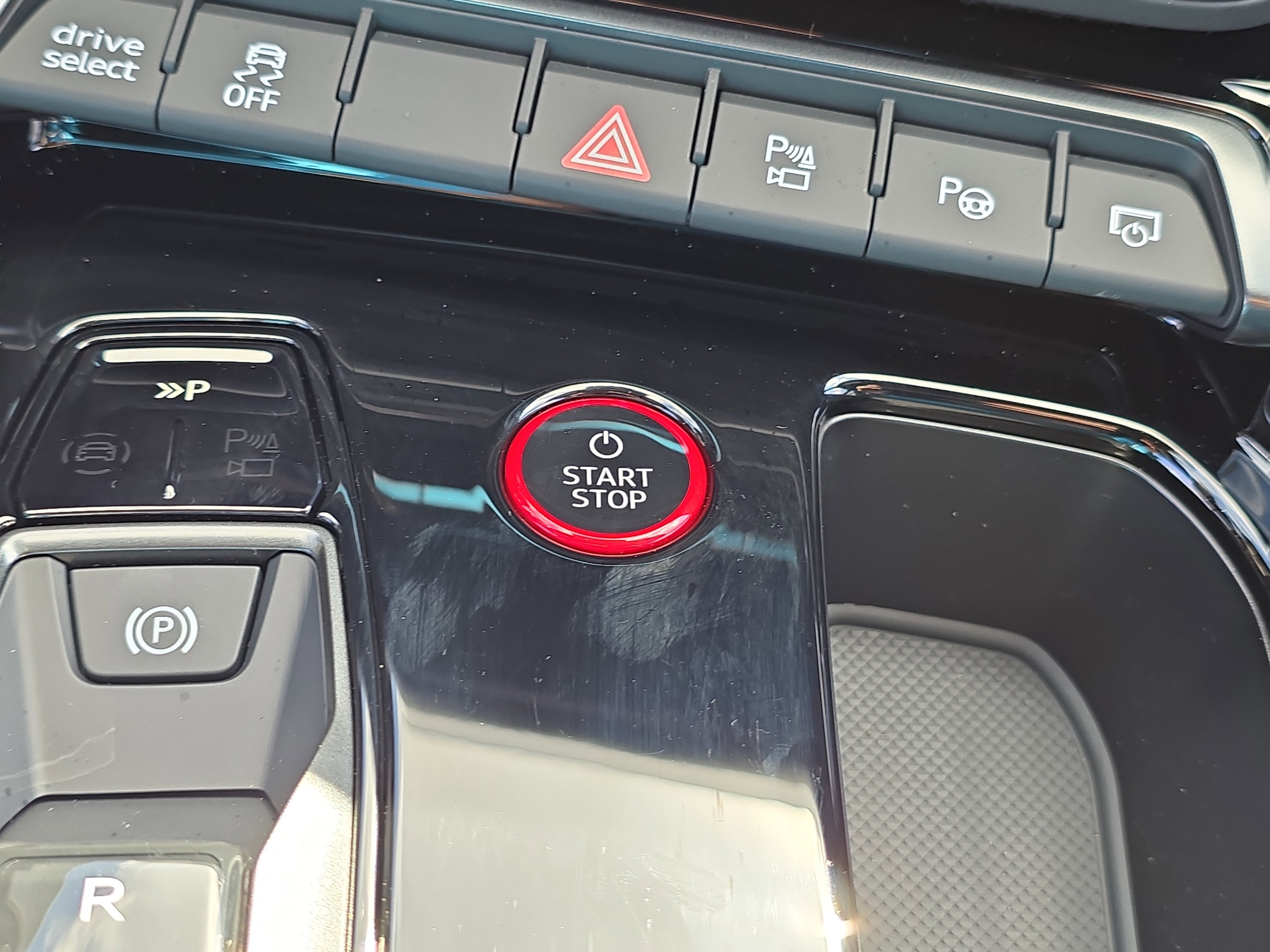 New 2026 Audi RS e-tron GT performance image 26