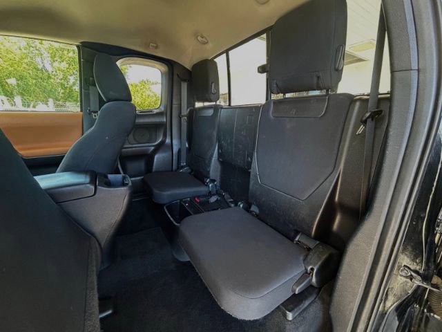 Used 2019 Toyota Tacoma SR5 image 8