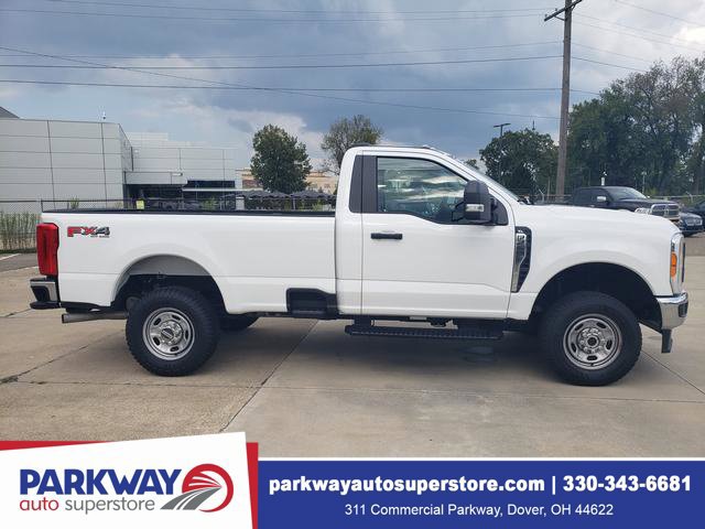 Certified 2023 Ford F250 XL w/ FX4 Off-Road Package AWD/4WD image 3