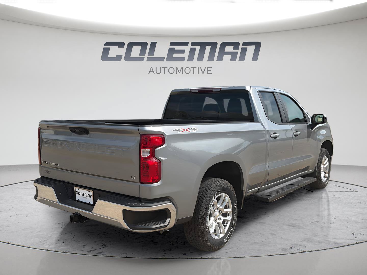 Used 2024 Chevrolet Silverado 1500 LT w/ Protection Package AWD/4WD image 11