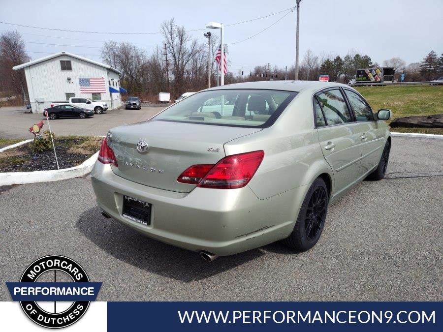 Used 2008 Toyota Avalon Touring FWD image 3