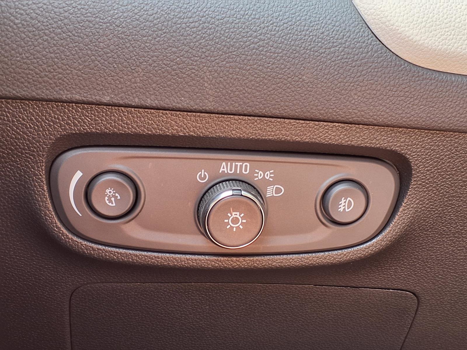 Used 2023 Buick Encore GX Preferred w/ Cold Weather Comfort Package image 21