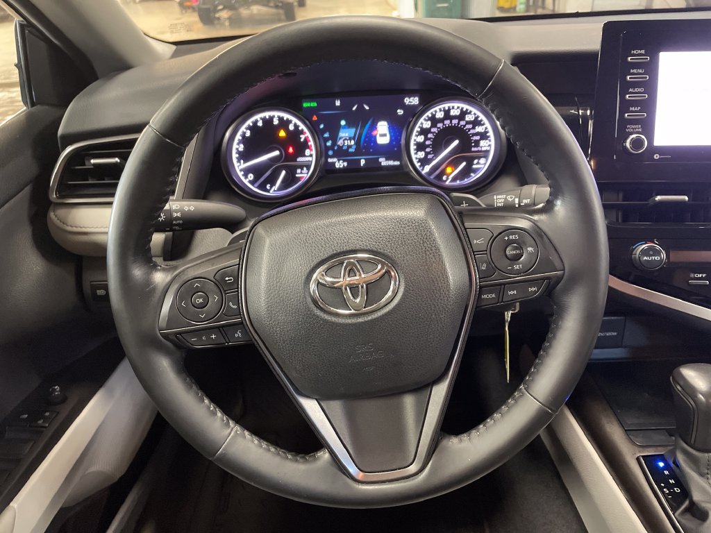 Used 2021 Toyota Camry SE w/ Cold Weather Package AWD/4WD image 23