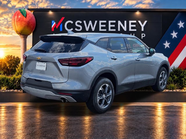 Used 2025 Chevrolet Blazer LT AWD/4WD image 5