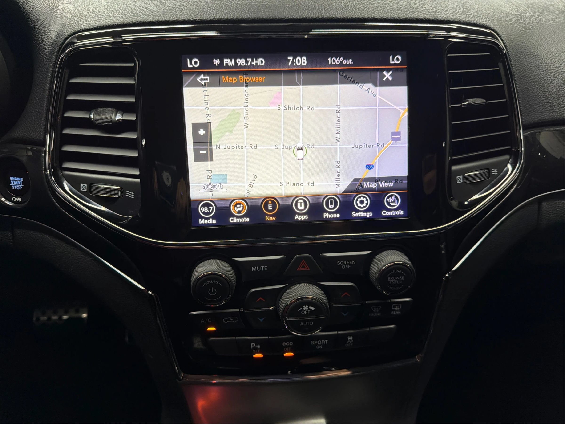 Used 2020 Jeep Grand Cherokee Trailhawk w/ Premium Lighting Group AWD/4WD image 21