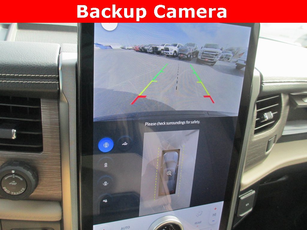 Used 2024 Ford Expedition Limited image 16