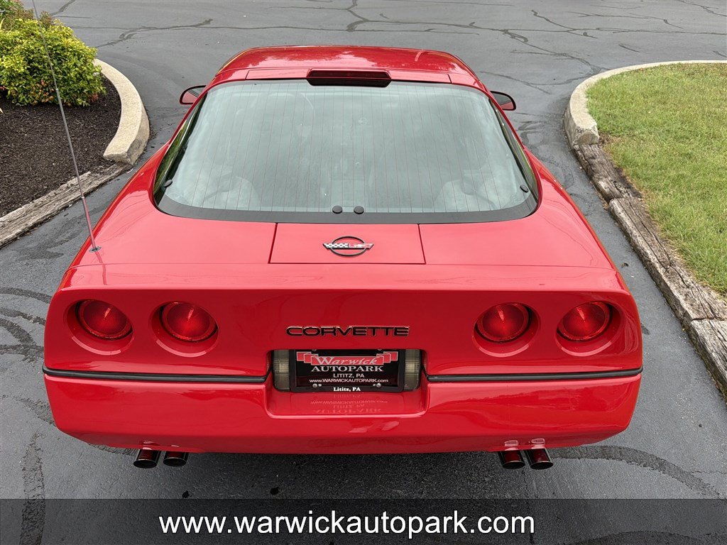 Used 1987 Chevrolet Corvette Coupe RWD image 22